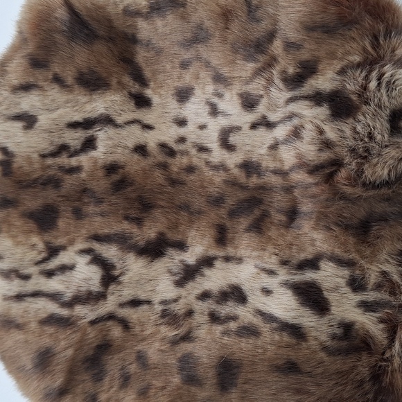 Donna Salyers Fabulous Furs Leopard Print Beret Hat Faux Fur - Picture 3 of 8